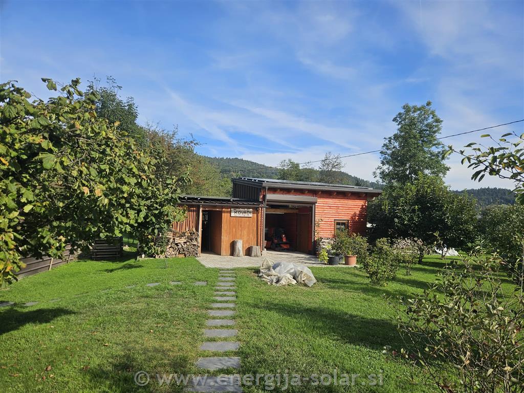 Sončna elektrarna s hranilnikom – okolica Ljubljane