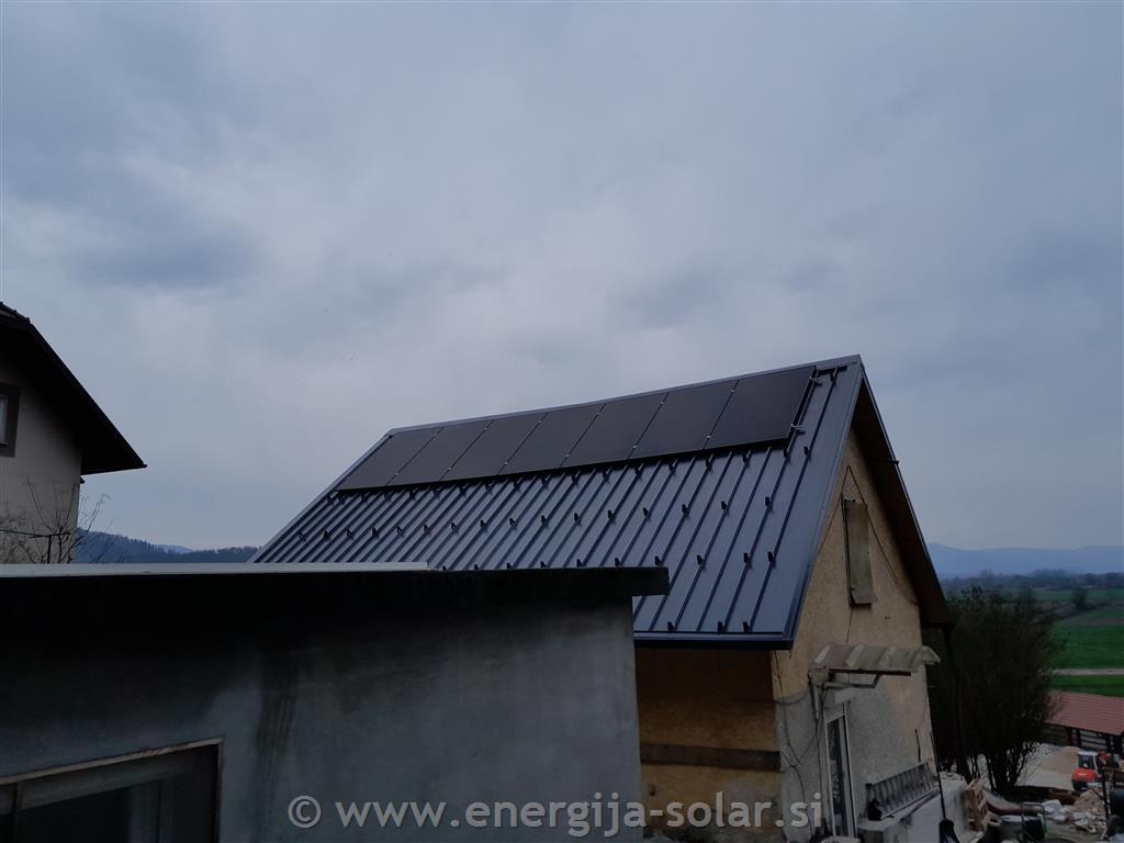 Hibridna sončna elektrarna 6,72kW z baterijami - Ljubljana okolica