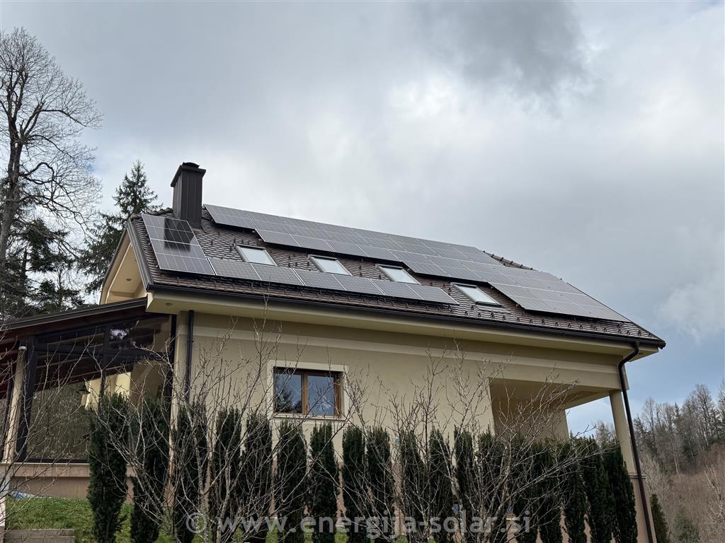 Sončna elektrarna z razsmernikom Deye in hranilnikom 30 kWh - Okolica Ljubljane