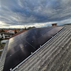 Hibridna sončna elektrarna 10,08kW - Ljubljana