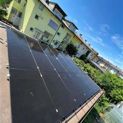 Hibridna sončna elektrarna 6,84kW z 10kWh Kstar hranilnikom - Ljubljana