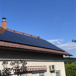 Hibridna sončna elektrarna 9,6kW s hranilnikom Kstar 10kWh - Dolenjska