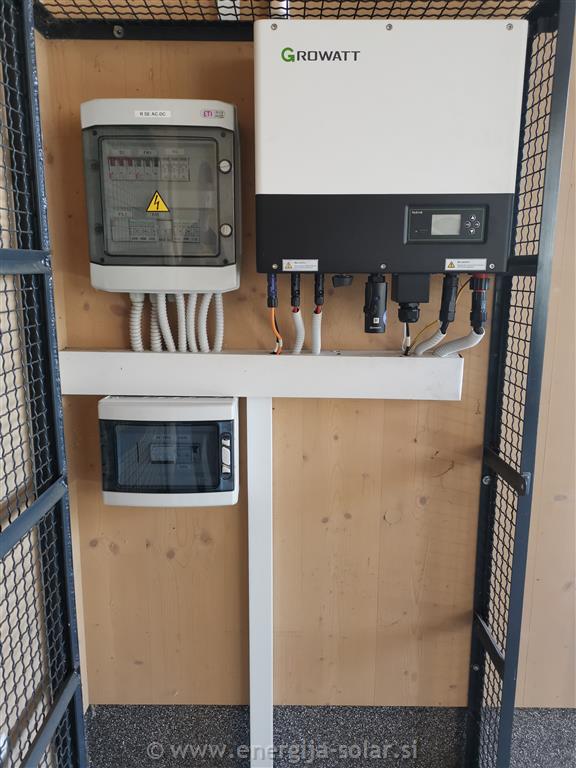 Hibridni razsmernik Growatt SPH UP 10kW
