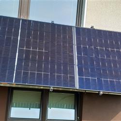 Balkonska sončna elektrarna 800W