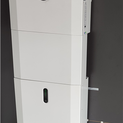 Hibridna sončna elektrarna 4,5kW, z oddajo viškov v omrežje - Ljubljana