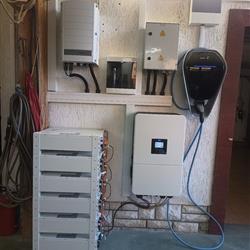 Retrofit – vgradnja hranilnika v obstoječo sončno elektrarno SolarEdge