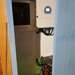 Hibridna sončna elektrarna 8,8kW za lastno rabo - Štajerska