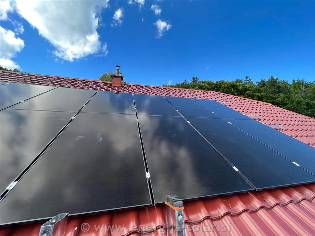 24 solarnih modulov Bluesun 480W